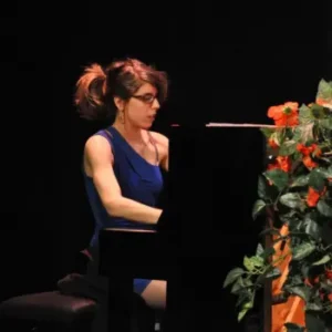 laura vigneron cours piano grenoble pianopresto